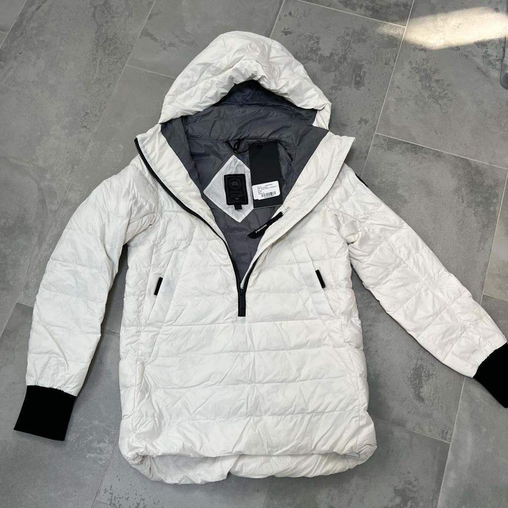 NWT - Canada Goose Hillhurst Pullover Parka